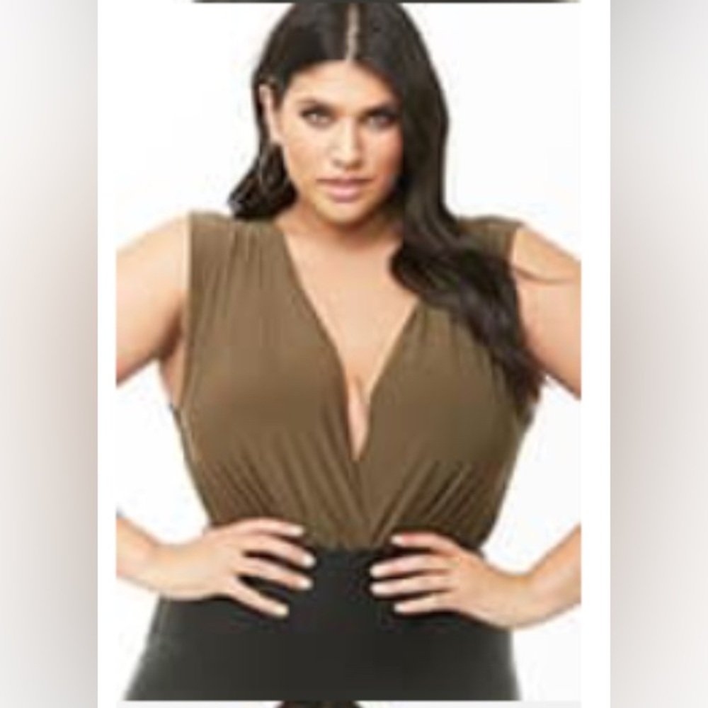 Plus size Sleeveless Surplice Bodysuit